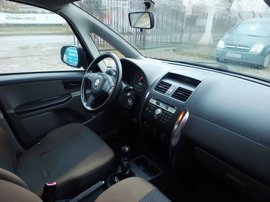 Suzuki SX4 1.5 benzyna Salon Polska JEDEN WŁAŚCICIEL brak rdzy sprawny