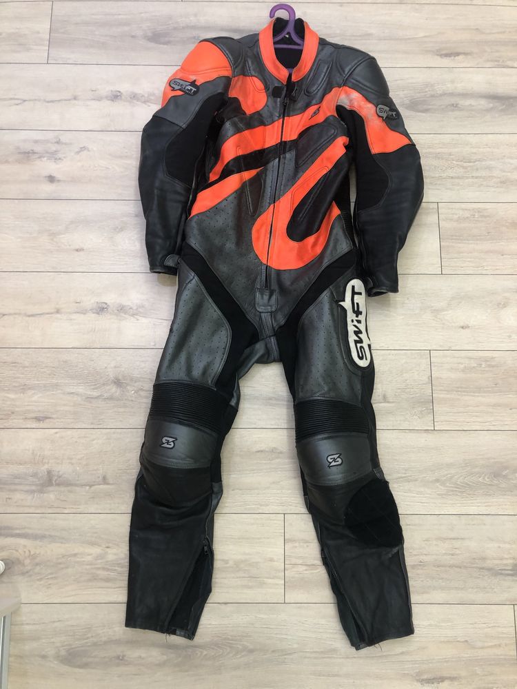 Мотокомбез SWIFT мотокомбинезон(не dainese, revit, alpinestars)цельный