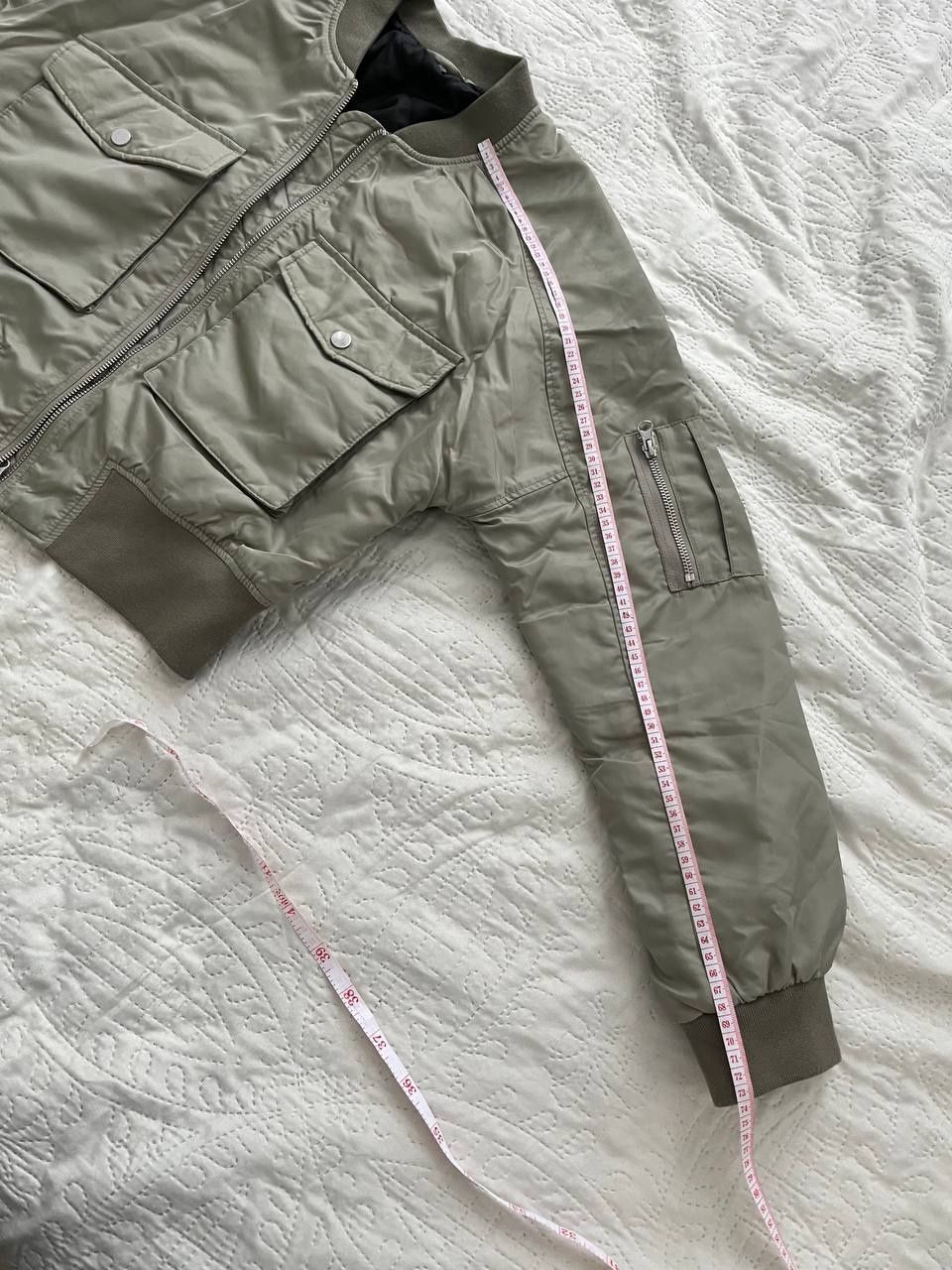 Новий жіночий бомбер h&m