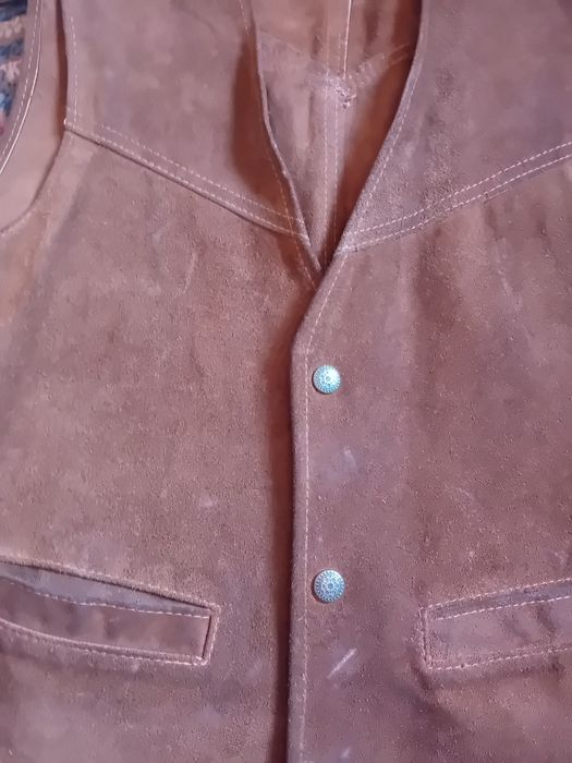 Colete de camurça pequeno