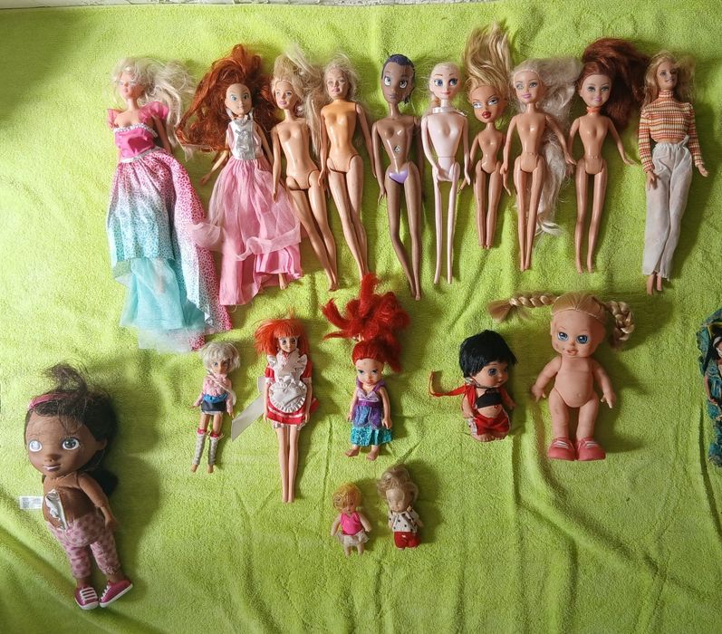 Lote Bonecas usadas para Despachar