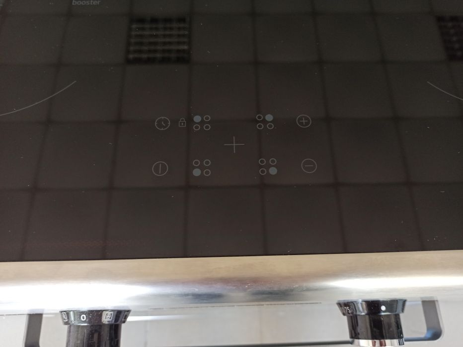 Нова індукційна окремо стояча плита Beko BEKO FSM69301XCT з Німеччини