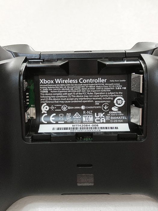 Pad czarny Microsoft Xbox Series orginalny Kontroler bezprzewodowy do