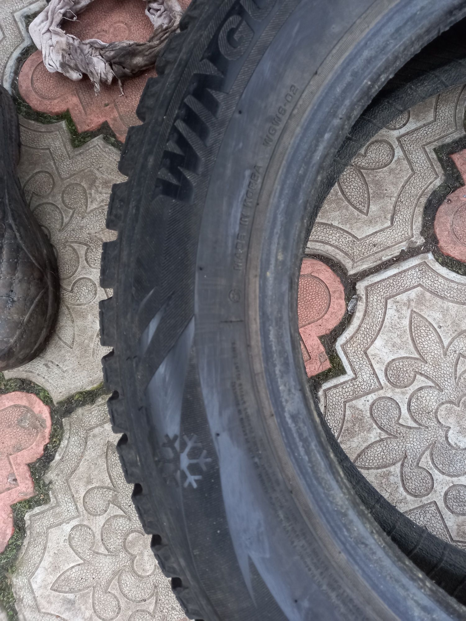 Автошина зимняя б/у в отличном состоянии