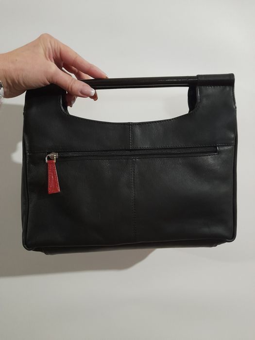 Фірмова шкіряна сумка в руку