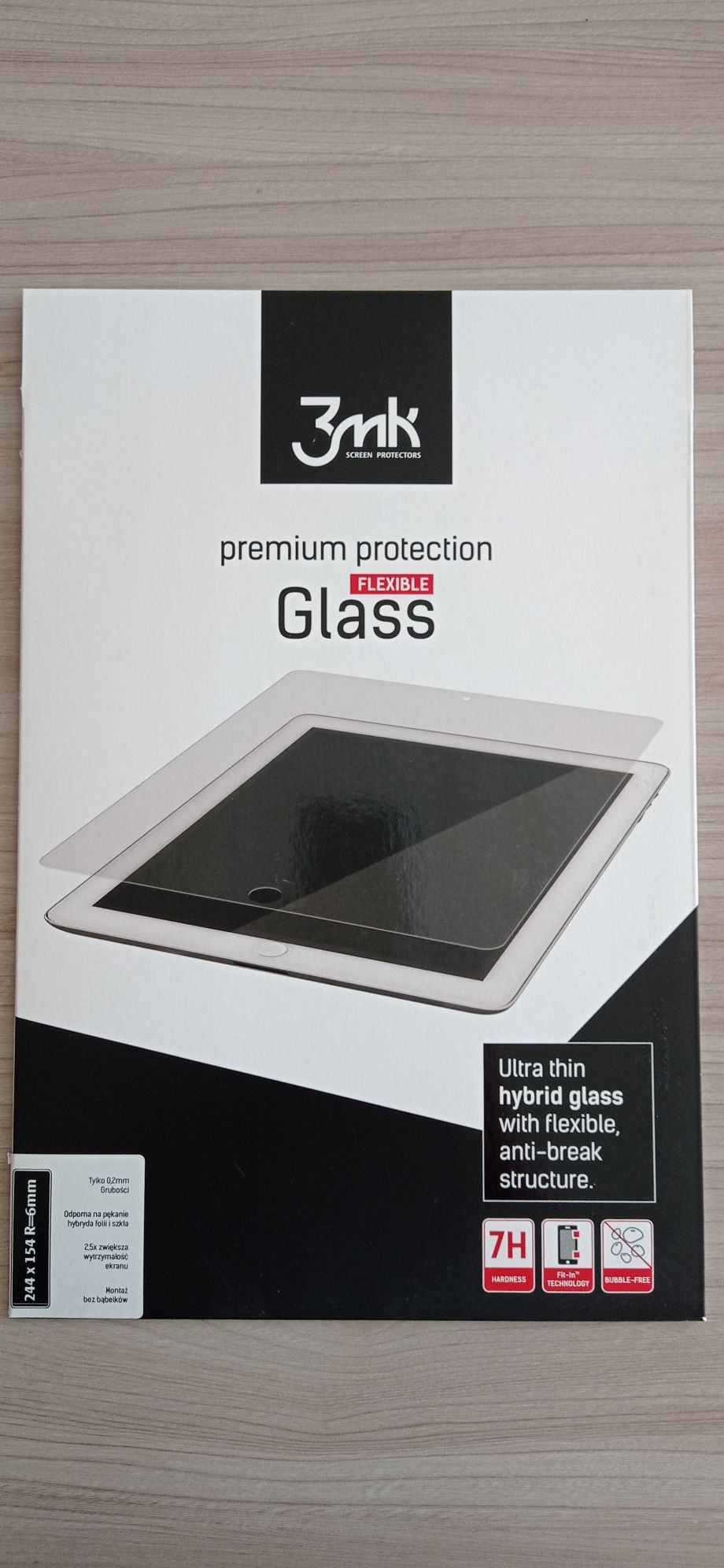 Szkło hybrydowe FLEXIBLE Glass o wymiarach 244 x 154 mm. R=6 mm.