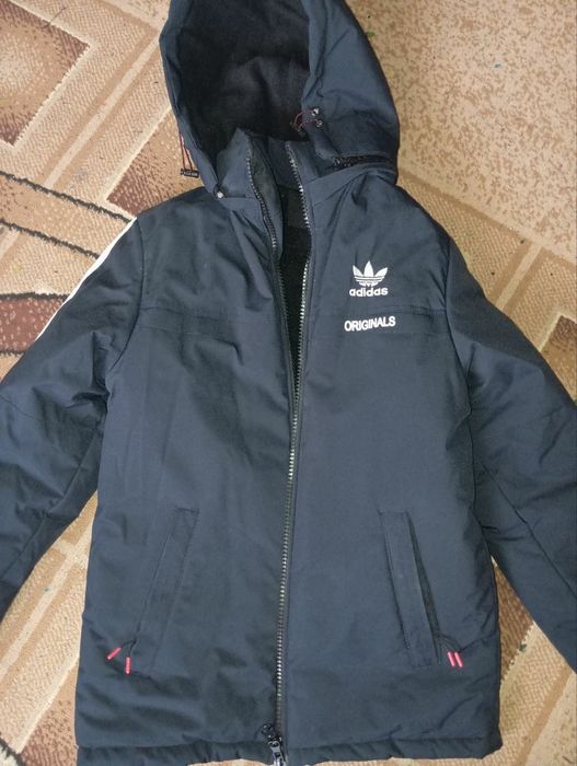 Куртка зимова на підлітка