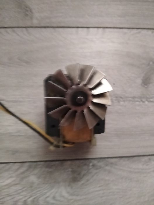 Двигатель для тангенциального вентилятора 220 V, 50-60 Hz
