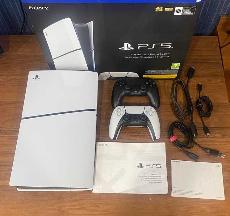 Продаю PS5 (PlayStation 5) Slim Digital Edition + чорний геймпад
