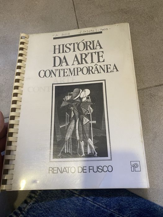 Vendo livros sobre arquitectura