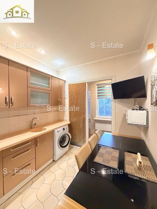 Продам квартиру в таунхаусі Французський бульвар, Захистників України