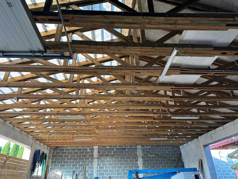 Konstrukcja dachu hali 24,00m x12,00m z pokryciem i orynnowaniem