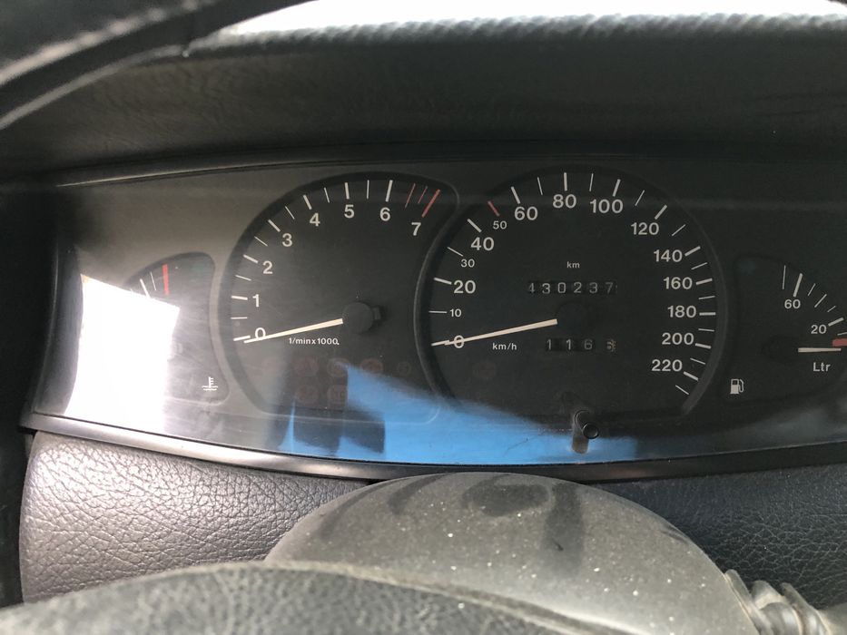 Опель Омега Б 2.0 бензин