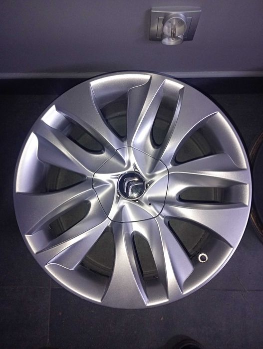 Felgi BDB stan 4x108 17" Citroen Peugeot DS5 DS4 DS3 C5 C4 C3