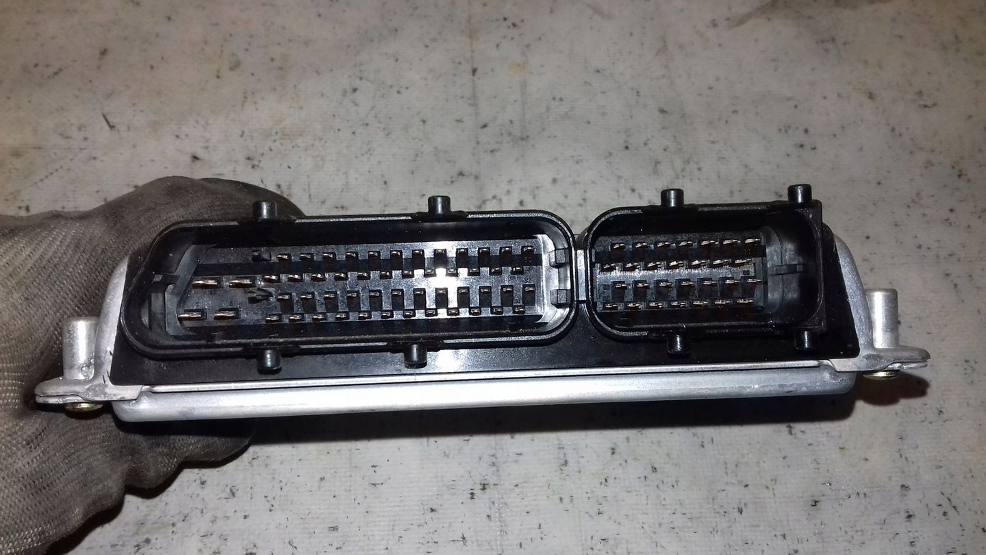 KOMPUTER STEROWNIK SILNIKA 4D0907551AF 0261204808 AUDI A6 C5 2.8 V6 97-