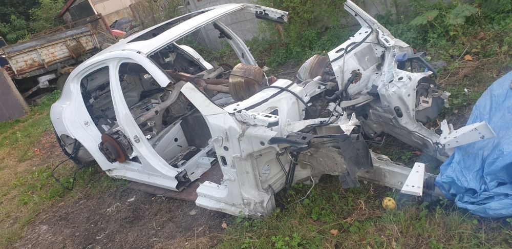 Karoseria Porsche Panamera bezyna 3.6