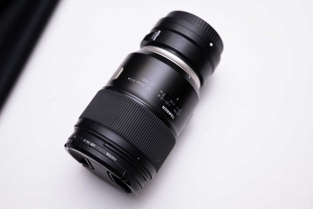 Obiektyw Tamron SP 35mm f/1.4 Nikon z adapterem Nikon FTZ II
