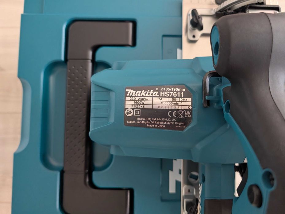 Makita HS7611J pilarka ręczna 1600W 185 mm + walizka, nowa