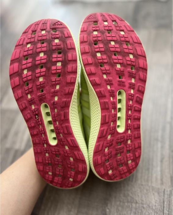 Кросівки Adidas ( оригінал )