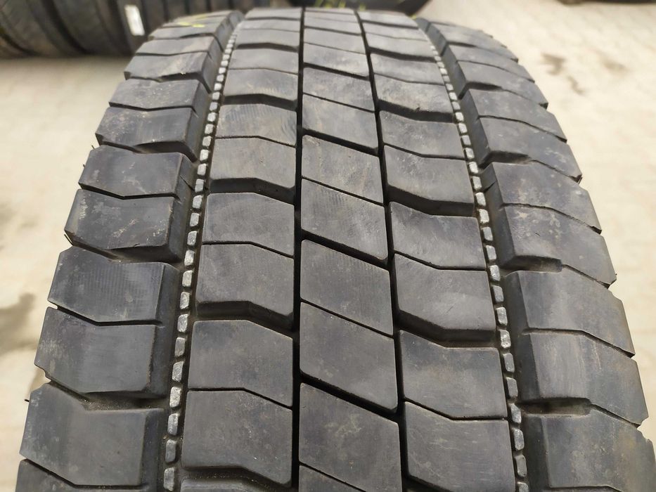 245/70R17.5 OPONA Semperit Runner D2,11-12 mm D 2 Napęd