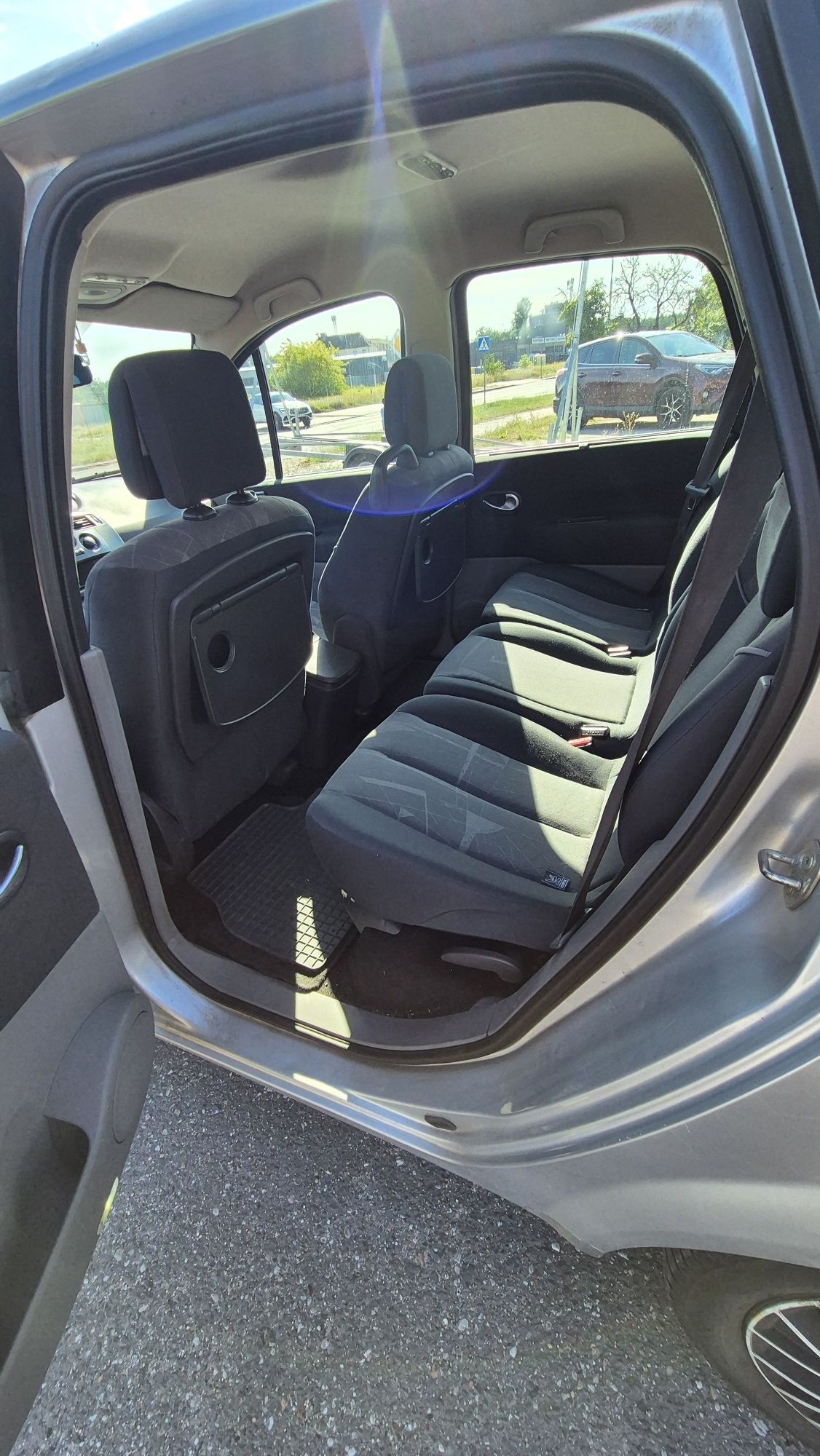 Renault Grand Scenic II 2.0 16v