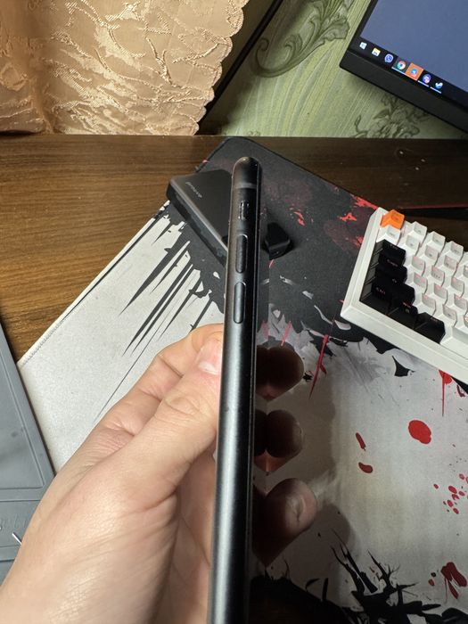 Iphone XR 64 GB 100% акб