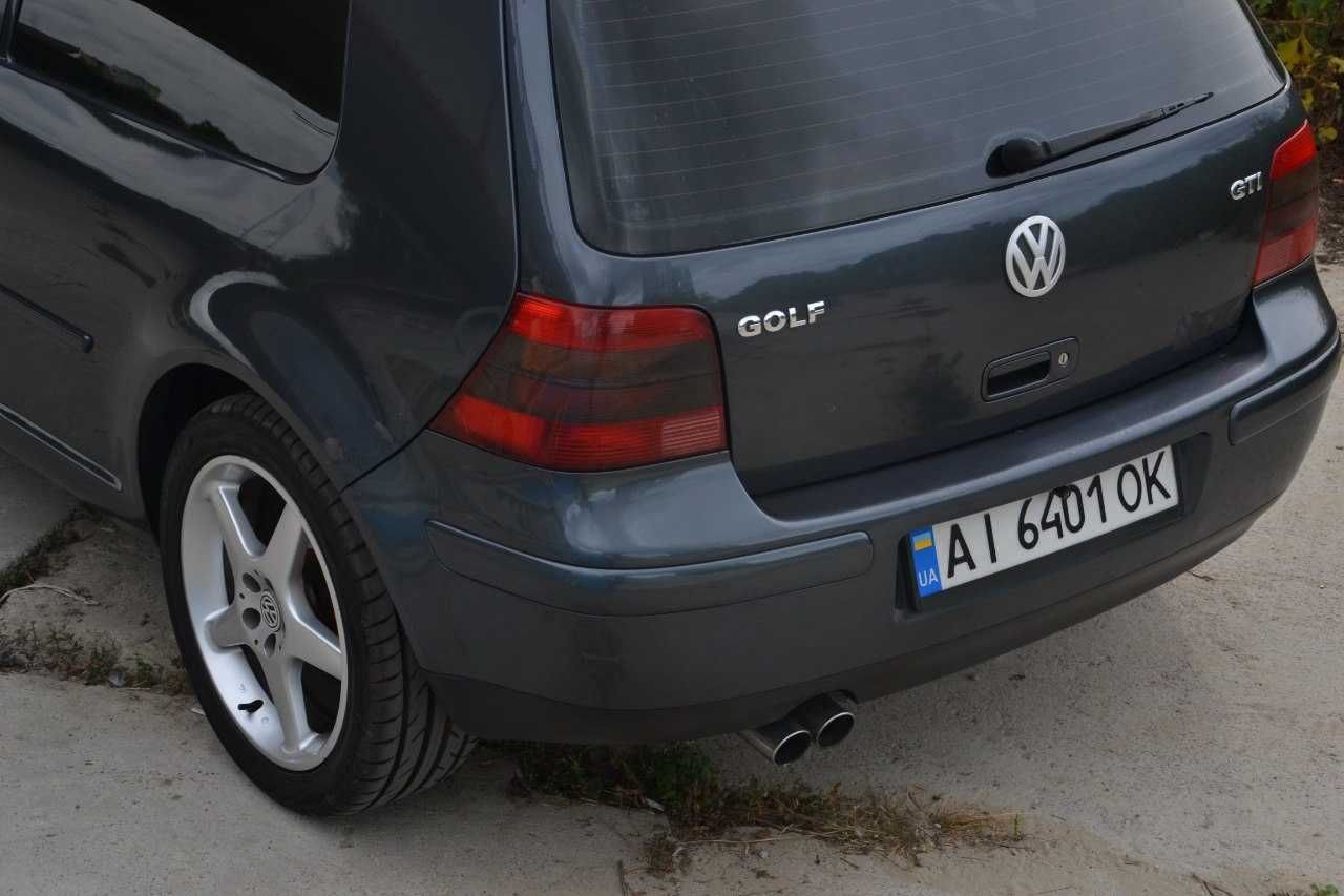 Volkswagen Golf 4 GTI  1998 IV  3d VR5 2.3 МТ (170 к.с.)