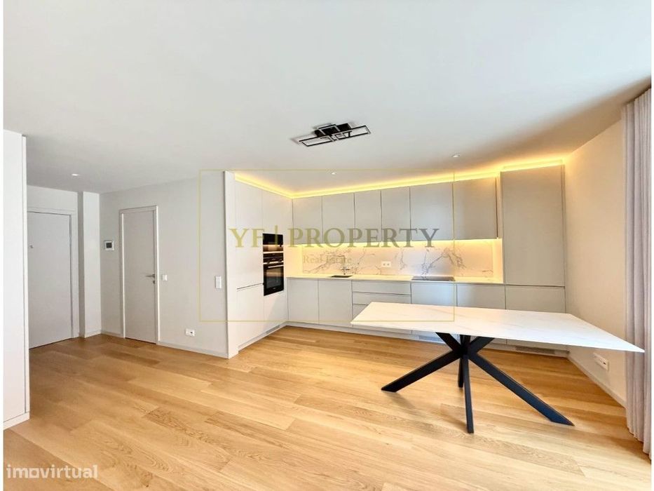 Apartamento T2 no empreendimento Yard, Vila Nova de Gaia.