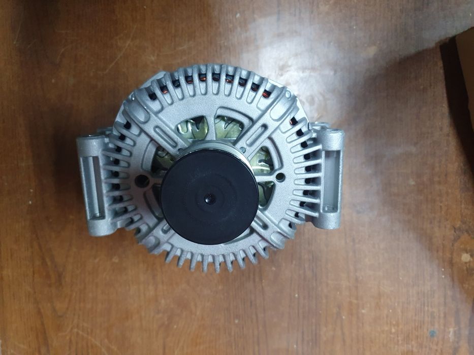 Mercedes Viano nowy alternator