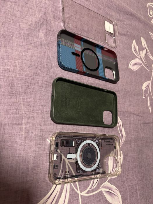 Чохли на Iphone 15 plus