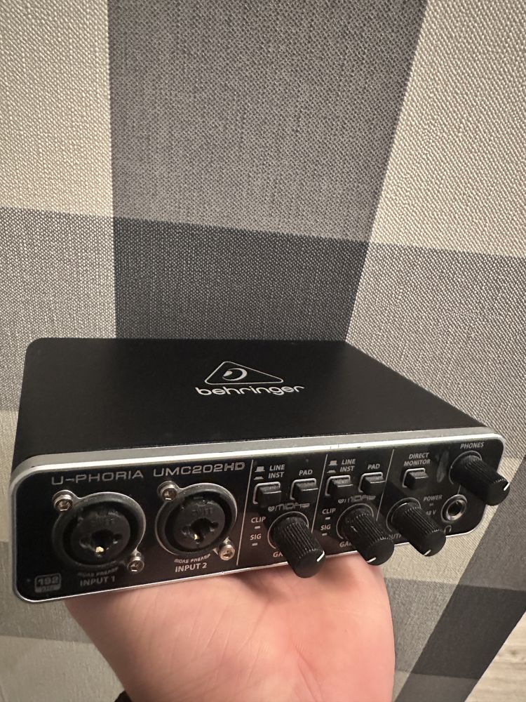 Interfejs audio BEHRINGER 202HD