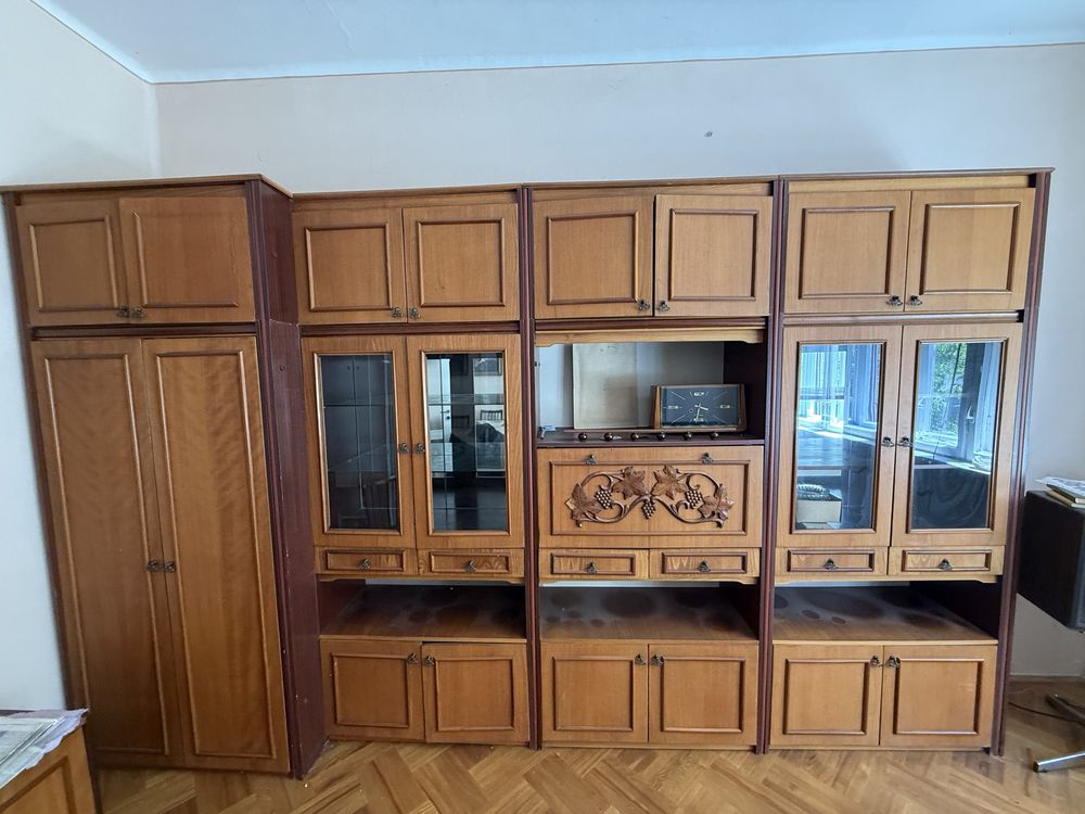 Продаж вживаних меблів хорошої якості