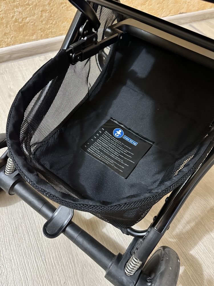 Продам прогулочную коляску Cybex Beezy 2024