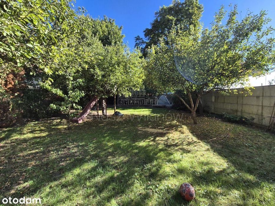 Niewielkie mieszkanie z dużym ogrodem