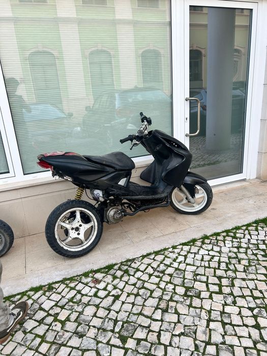 Vendo yamanha aerox como esta