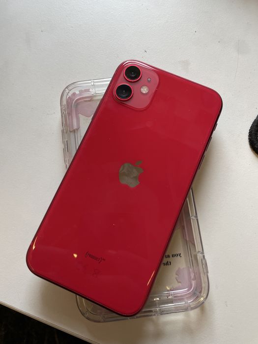 iPhone 11 128Gb czerwony