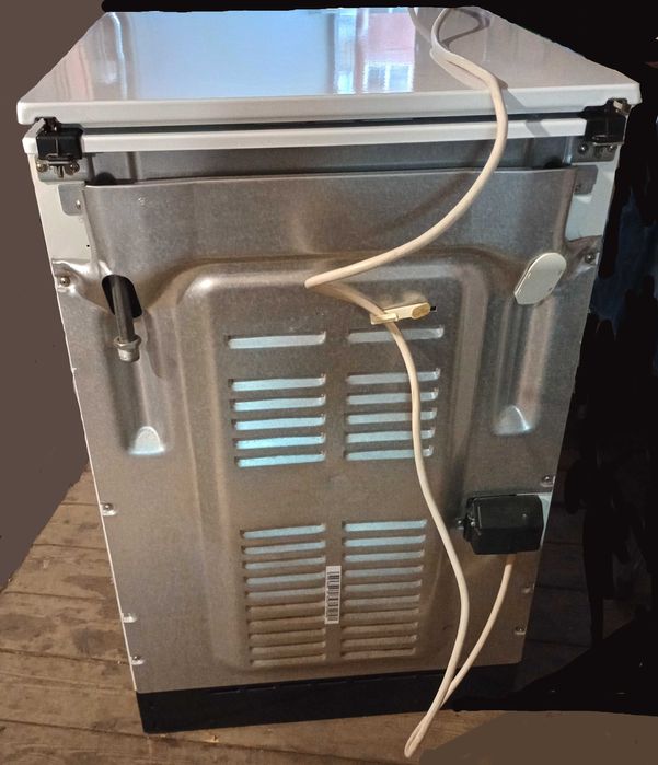 Плита комбінована INDESIT KG 5222  (газ/електро + електродуховка)