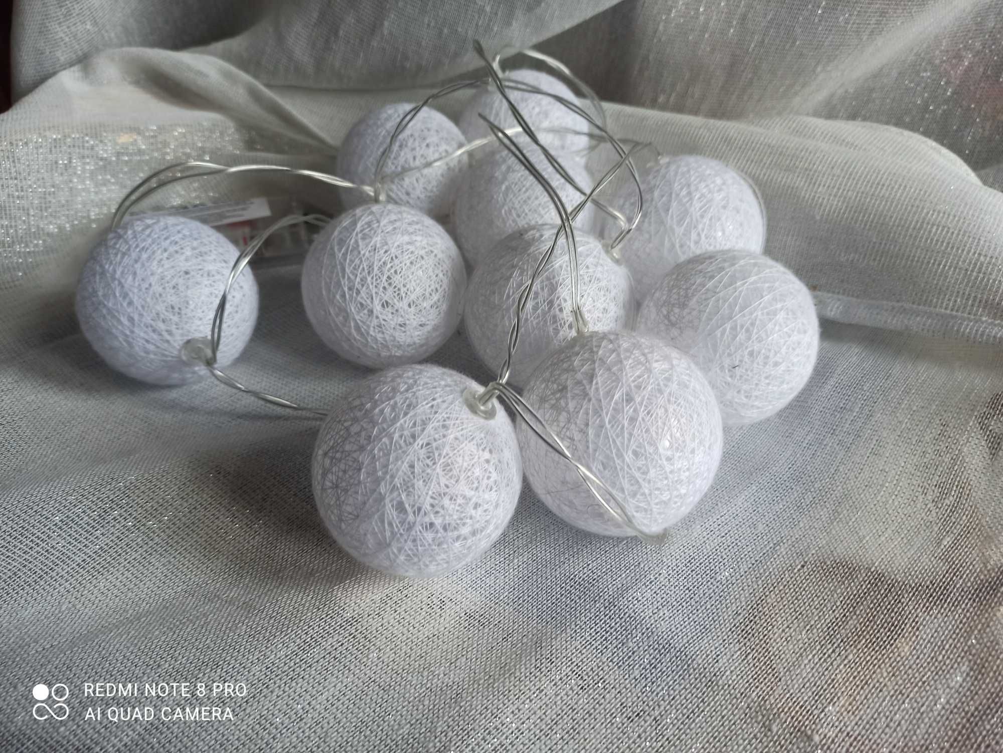 Cotton balls białe kule oświetlenie