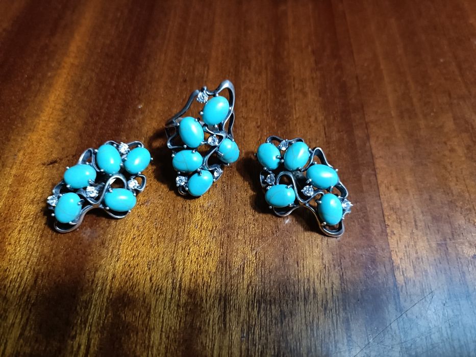 Комплект срібних прикрас