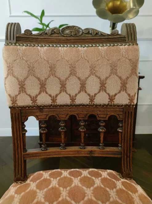 Krzesła dębowe, tapicerowane w stylu Henryka II, antyk