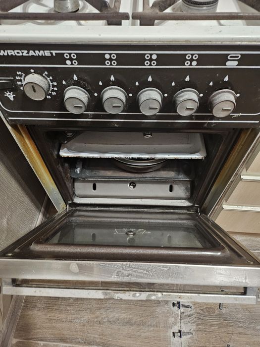 Продаи газову пліту