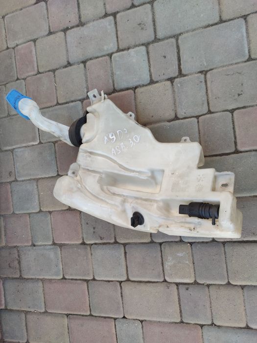 Бачок омивача Audi a8 d3 бачок омывателя лобового стекла 4e0955453 H