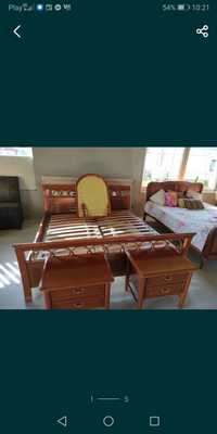 Sypialnia - łóżko 180/200 , 2 nocne szafki oraz lustro