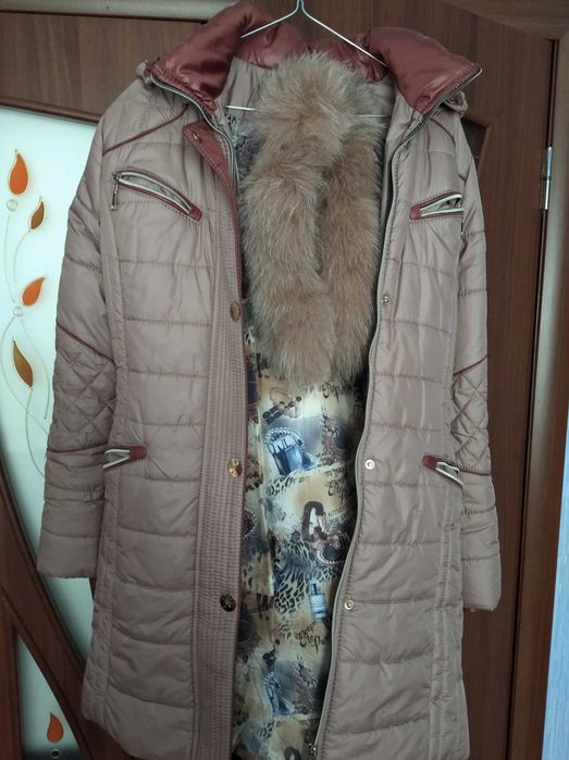 Продам зимову куртку із сапожками