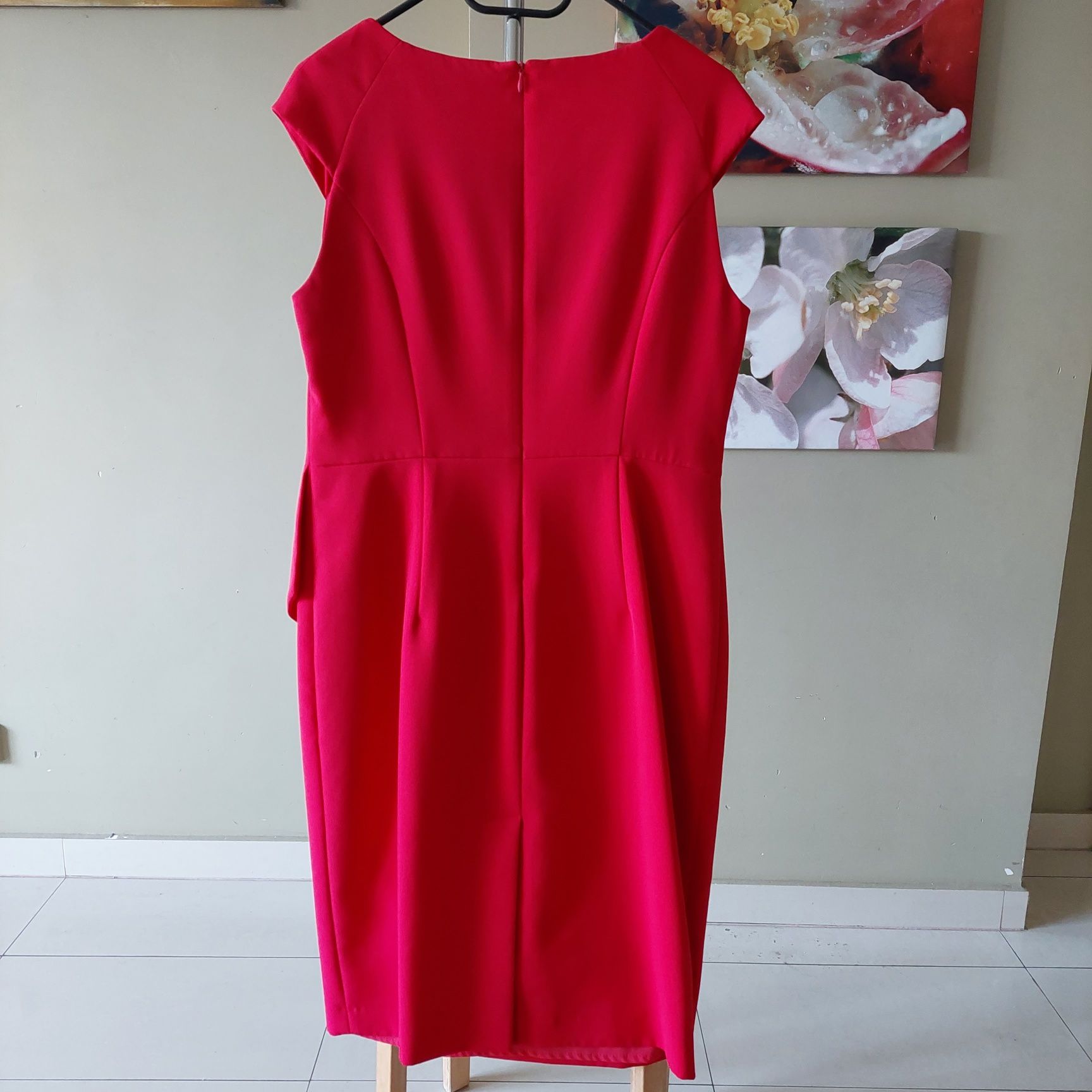 Koralowa sukienka Pretty One rozm 42