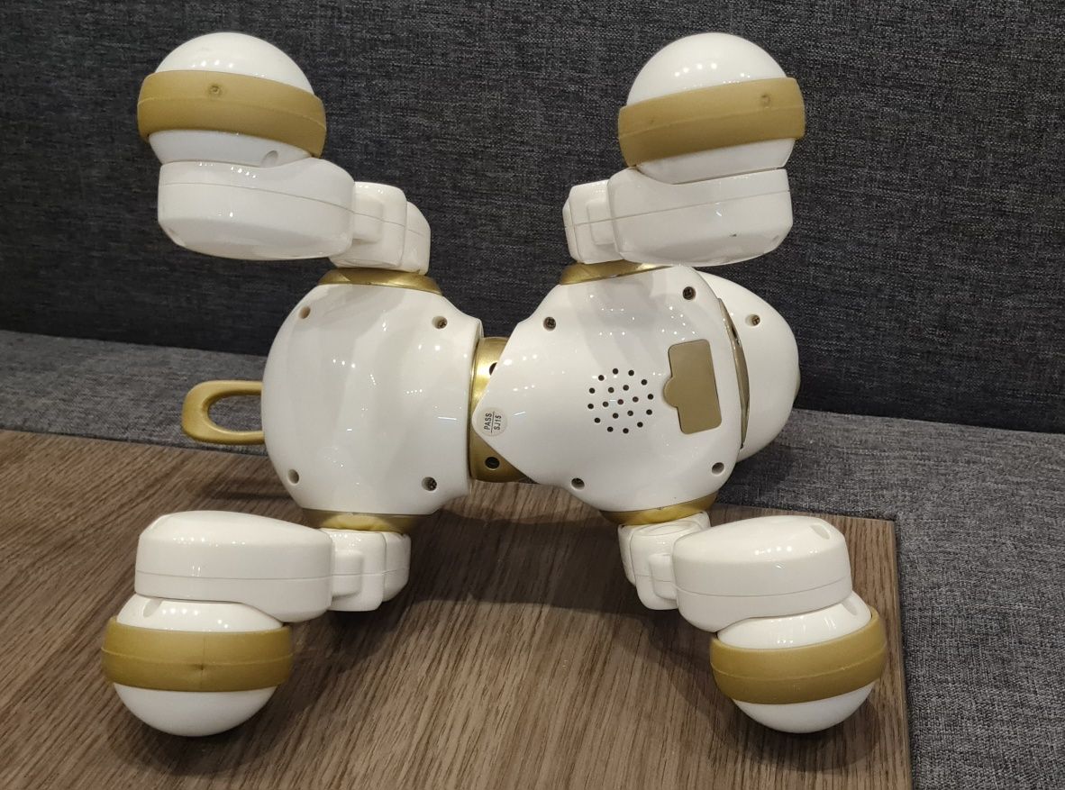 Робот-собака інтерактивний на пульті Smart Robot Dog Dexterity