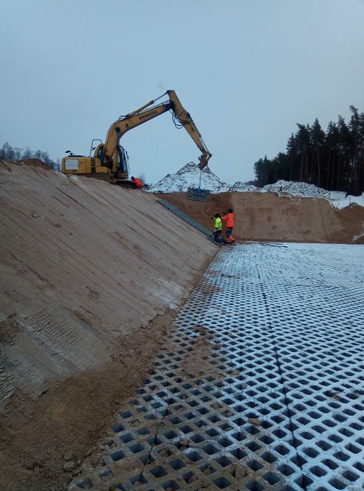 Kopanie Stawów, Koparki, Roboty Ziemne, Wyburzenia - Rozbiórki,