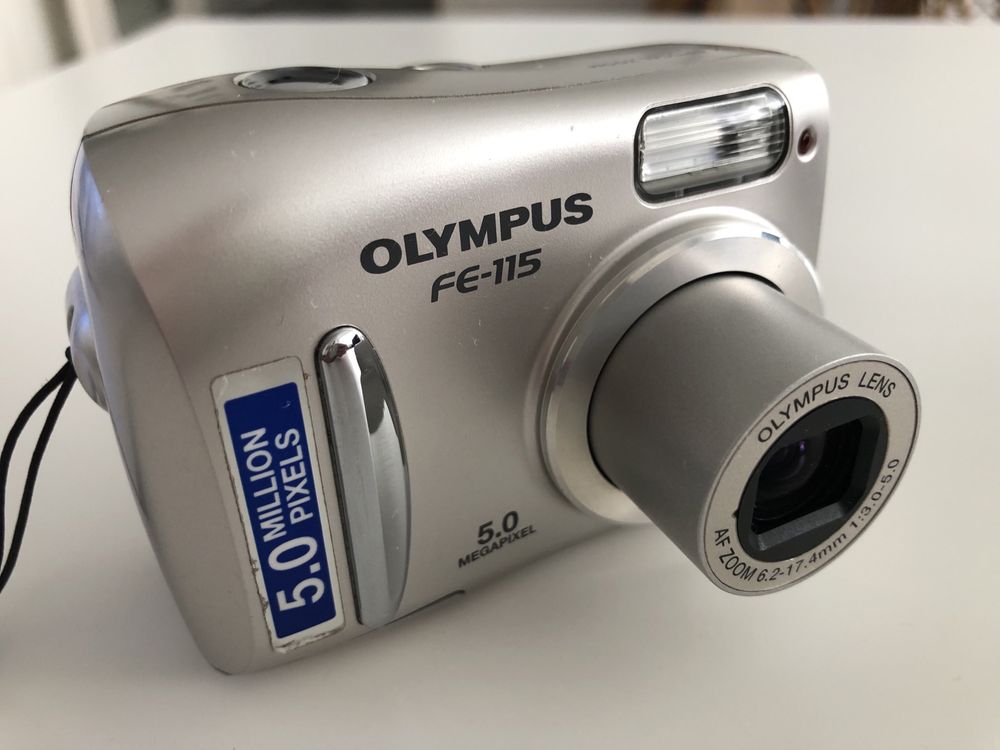 Olympus FE-115 5.0 MegaPixels