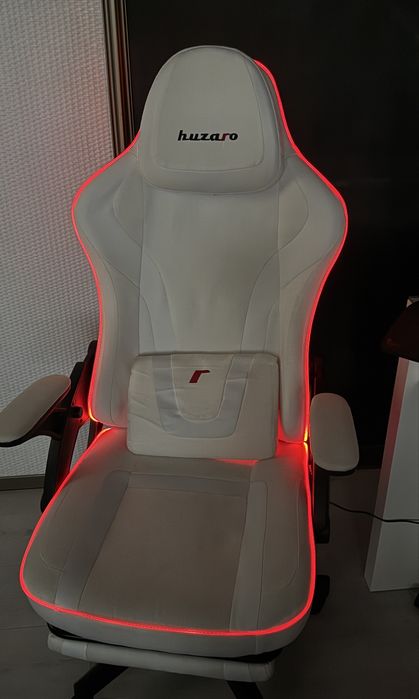 Fotel Gamingowy HUZARO Force 4.7 White RGB