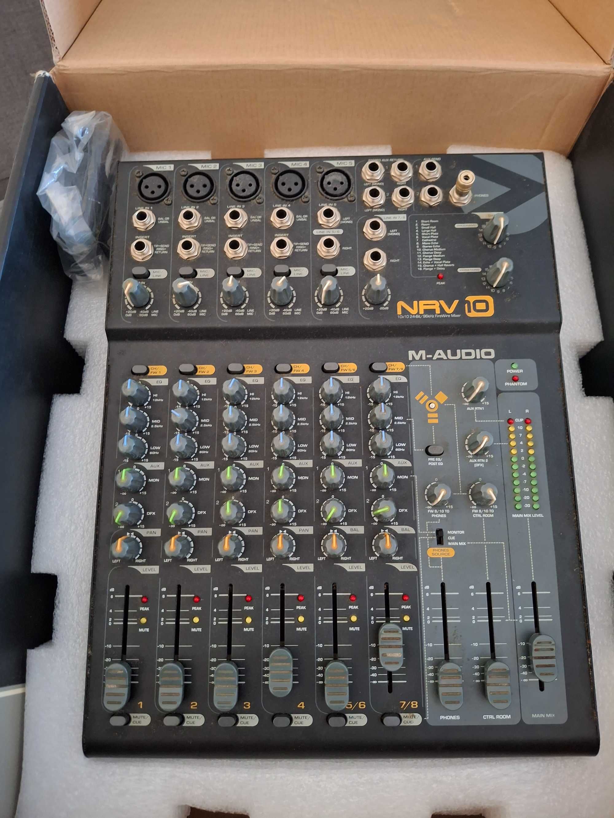 Mesa Mistura/Interface Firewire M-Audio NRV10